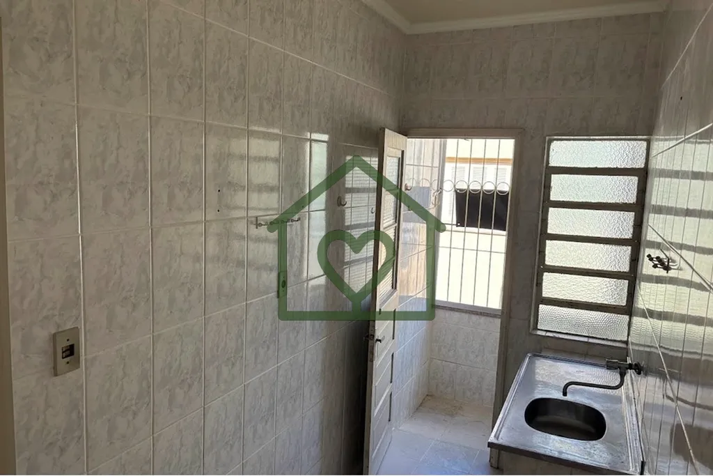 Imagem Apartamento no terceiro pavimento, em ótimas condições de conservação, com sala e dormitório a...