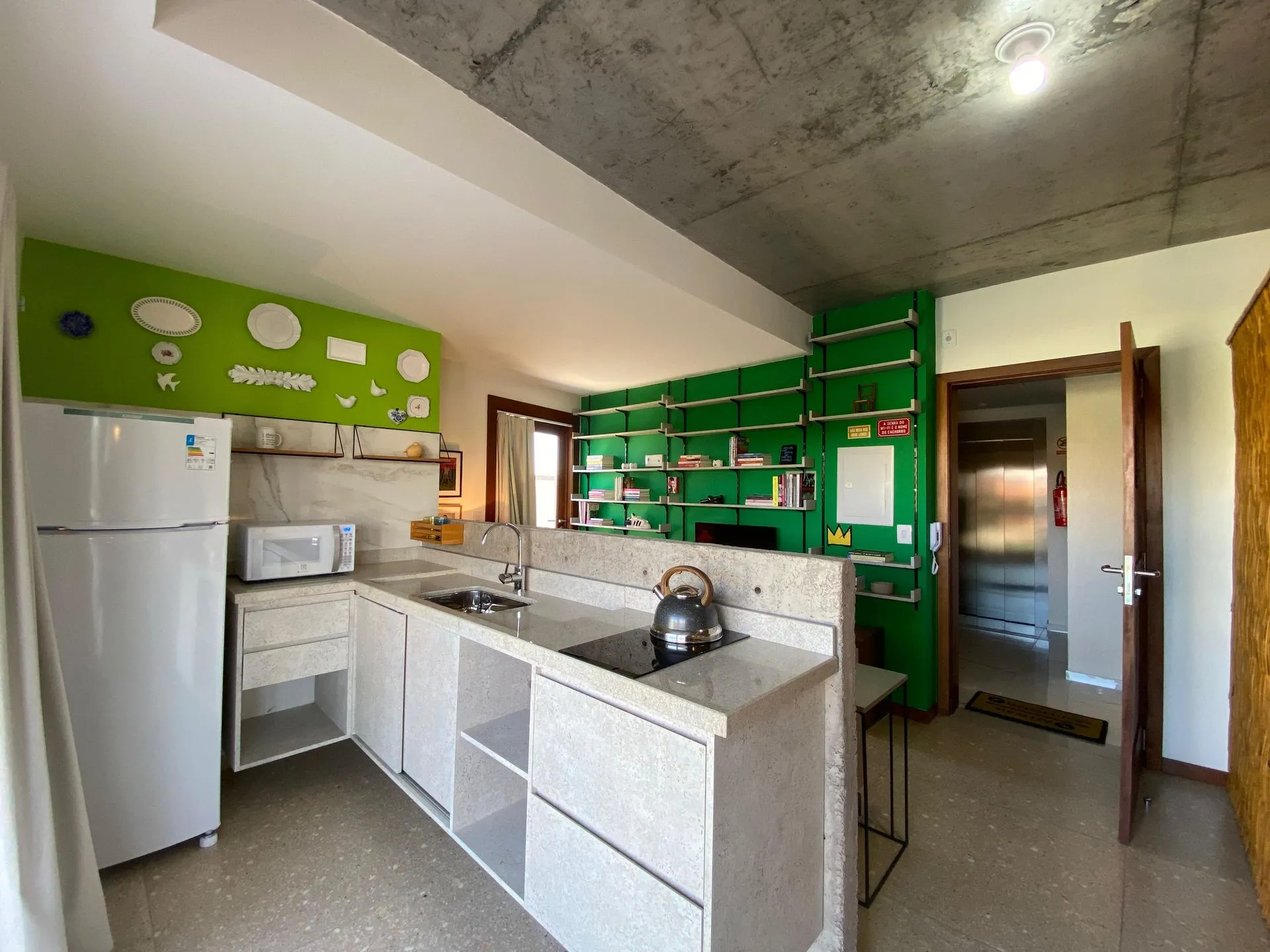 Imagem Studio à venda em Torres, Centro, com 1 quarto, 41.25m2