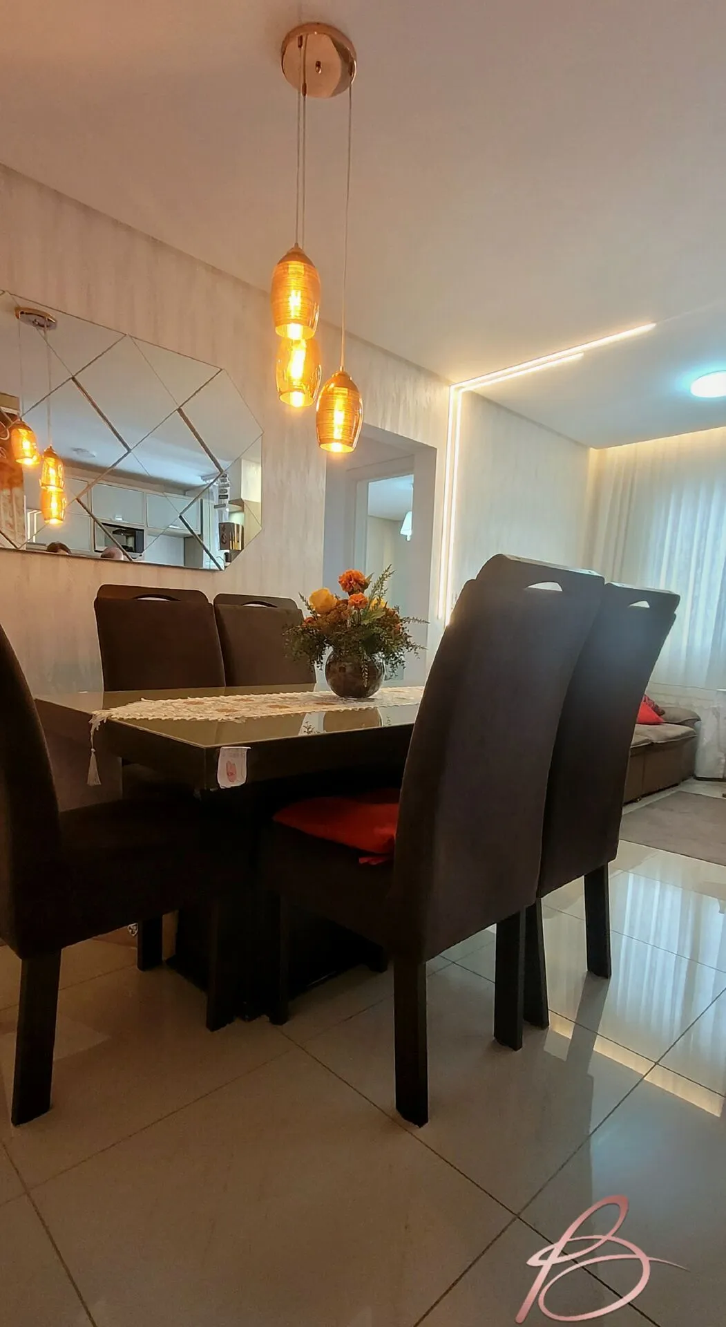 Imagem Apartamento de 2 quartos com 50 M² na parte alta do cordeiros