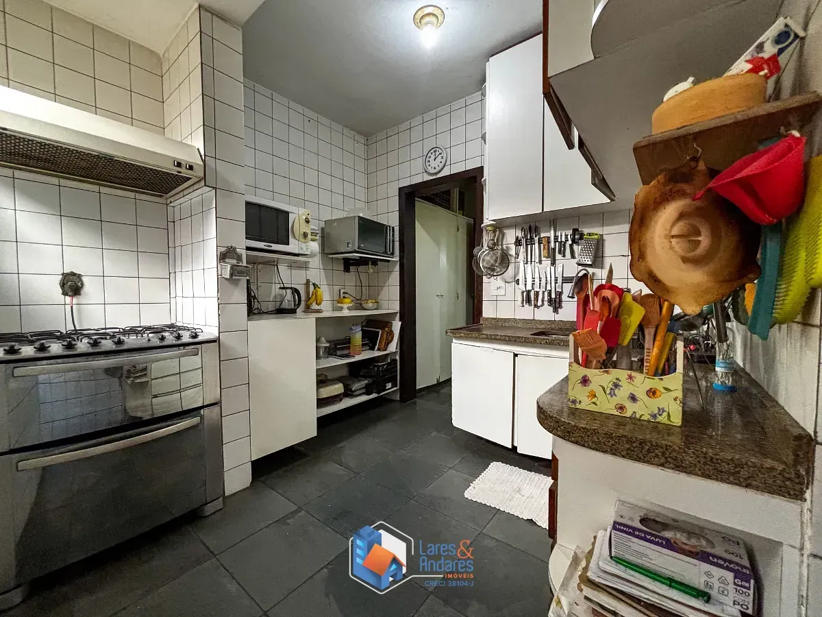 Imagem Sobrado para venda em Jardim Hípico com 3 quartos, sendo 1 suíte, 143m²