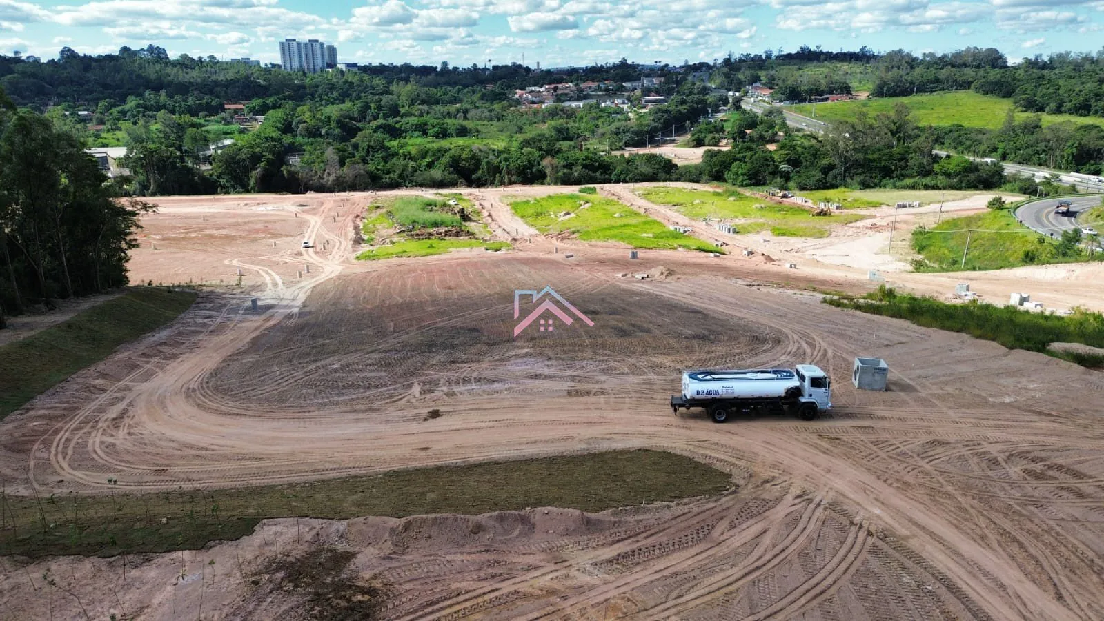 Imagem Terrenos à venda Residencial Portal dos Pássaros - Lotes à partir 150 m2 - Bairro Medeiros - Jundiaí