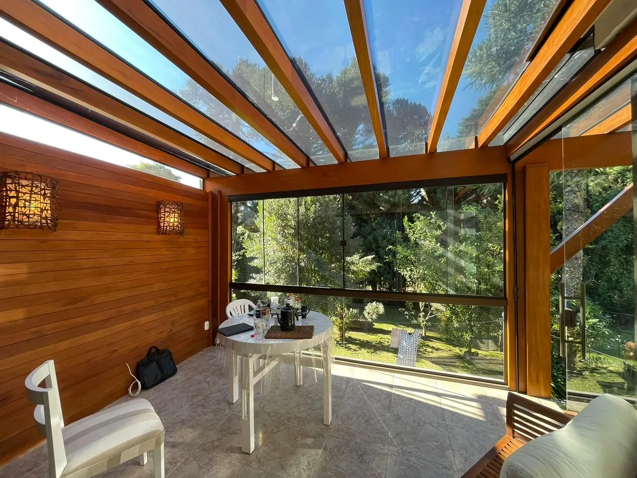 Imagem Casa à venda em Canela, com 3 quartos, 238m2