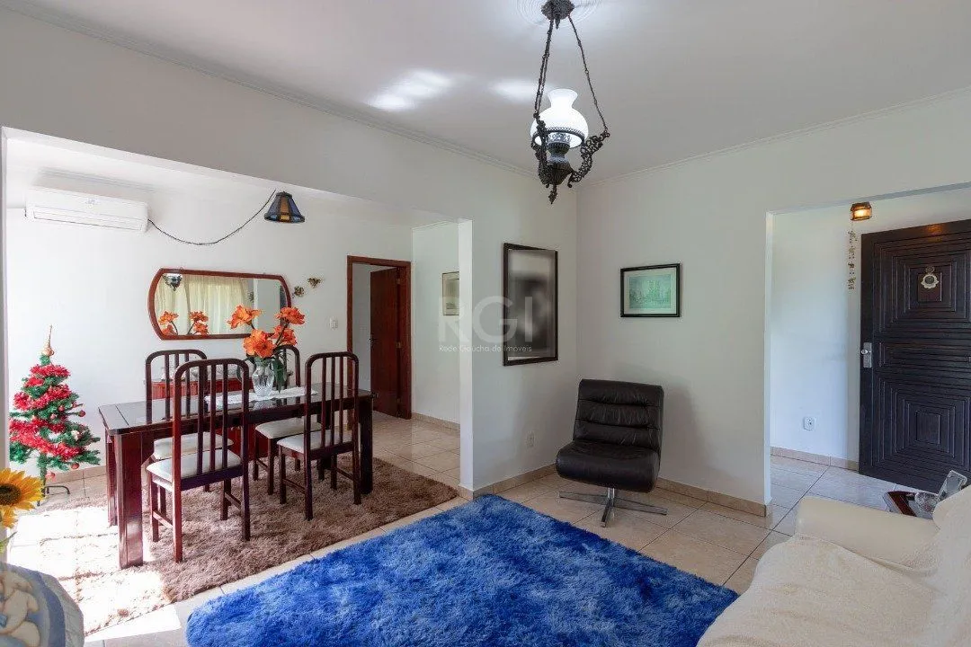Imagem Casa para Venda - 182m², 4 dormitórios, sendo 1 suites, 4 vagas - Jardim Isabel