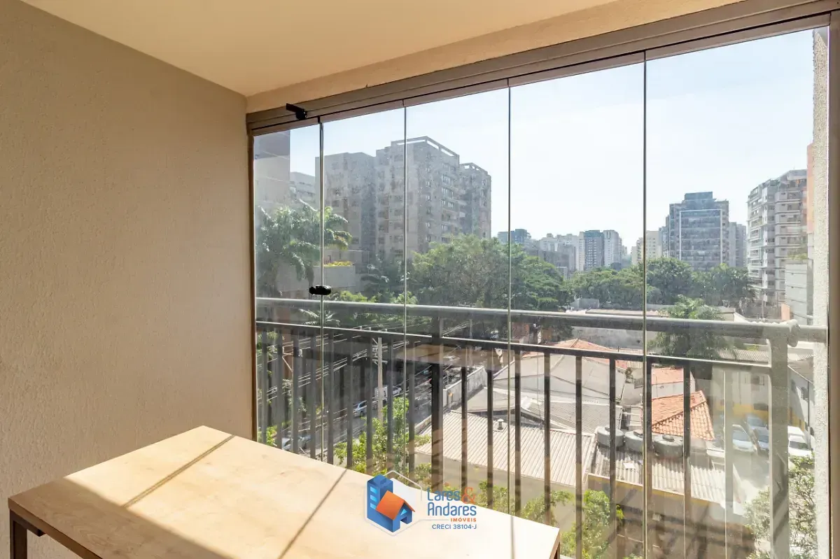Imagem Studio para venda e locação em Indianópolis com 1 quarto, 32m²