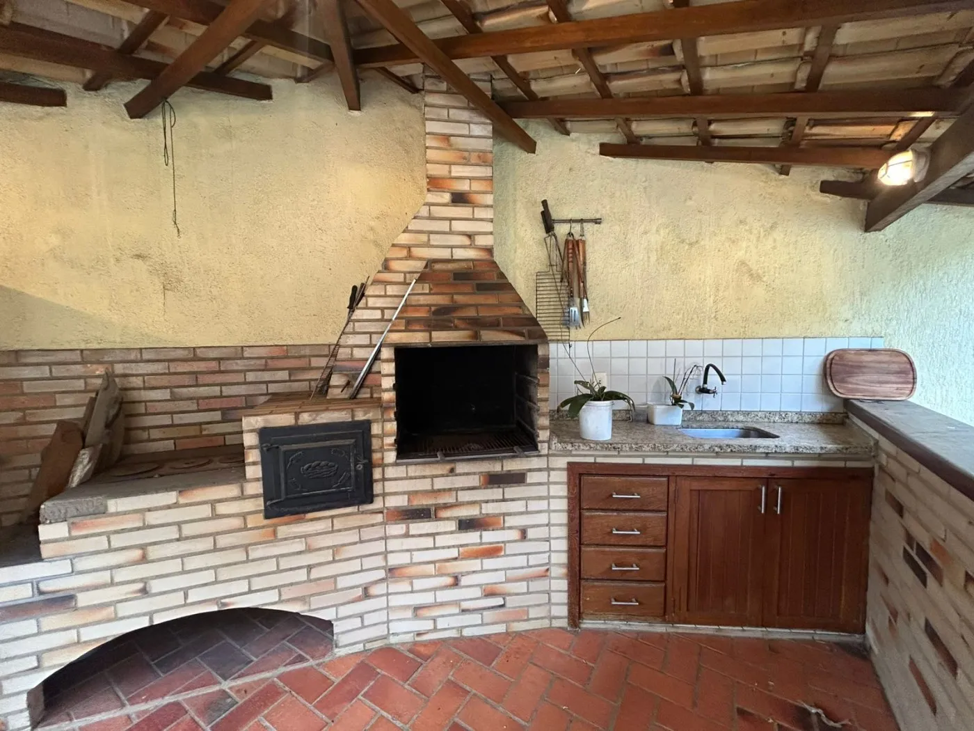 Imagem Casa para Venda em Petrópolis / RJ no bairro Nogueira