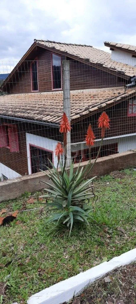 Imagem Casa para Venda - 160m², 2 dormitórios, 3 vagas - Colinas Verdes