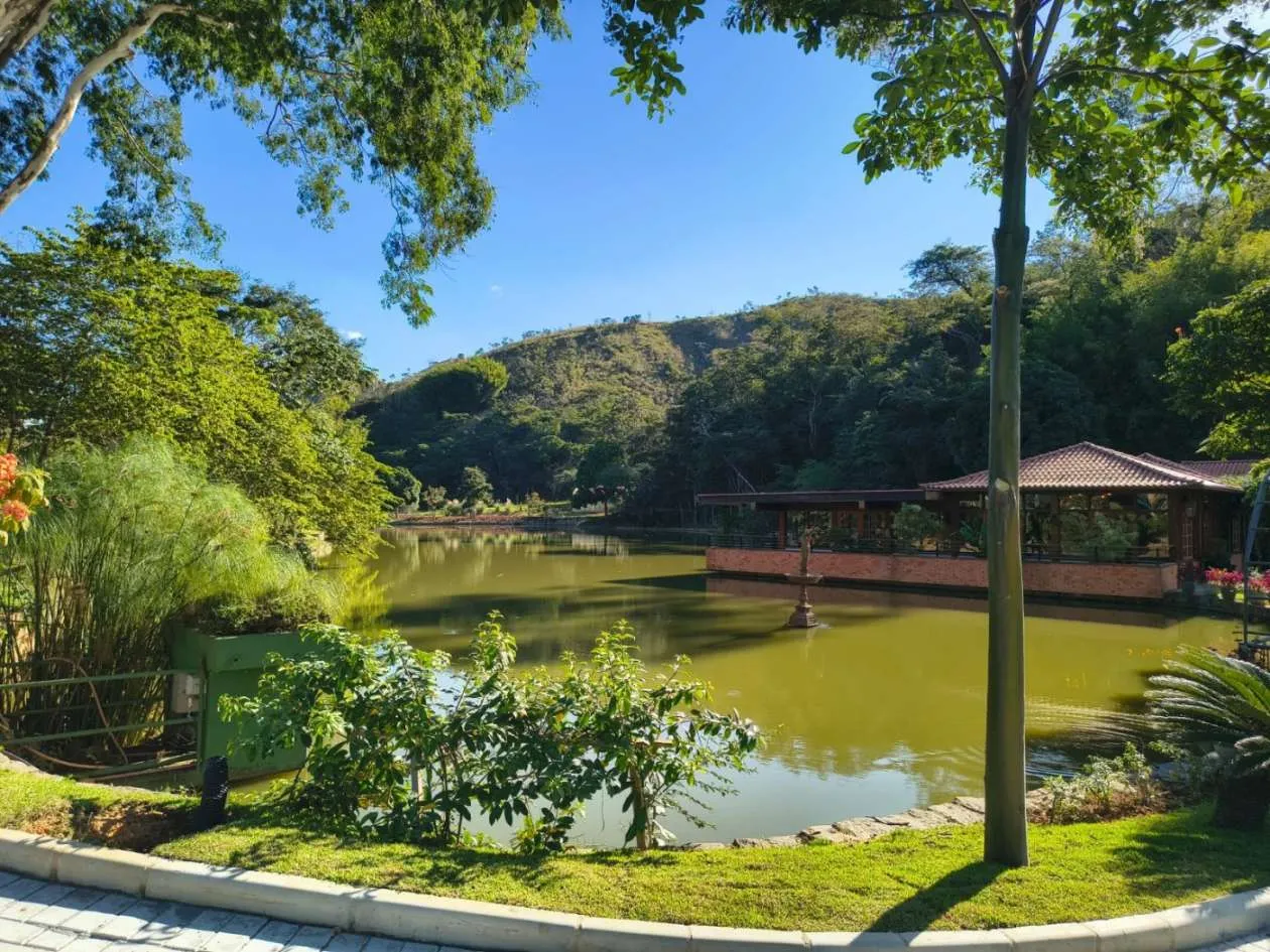 Imagem Terreno em Condomínio para Venda em Três Rios / RJ no bairro Nova Niterói