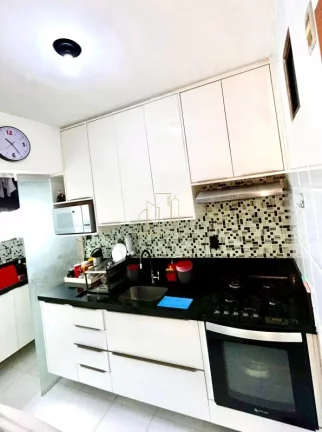 Imagem Excelente apartamento com três quartos e armários planejados a venda no imbui