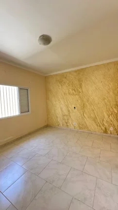 Imagem Casa térrea à venda no Jardim Bela Vista