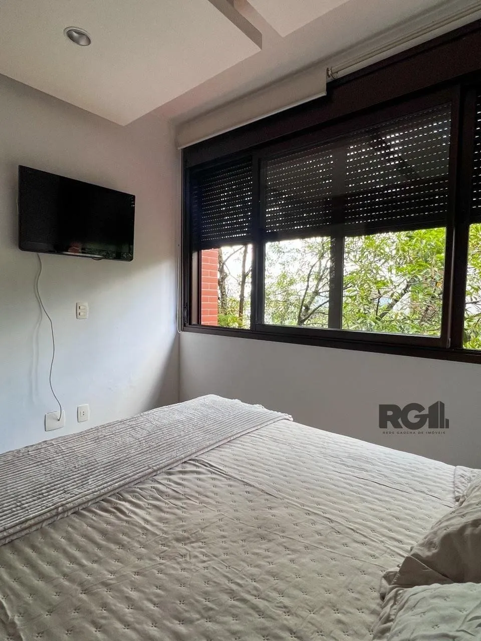 Imagem Excelente apartamento inteiramente decorado e mobiliado, com ótimo acabamento em localização privilegiada.