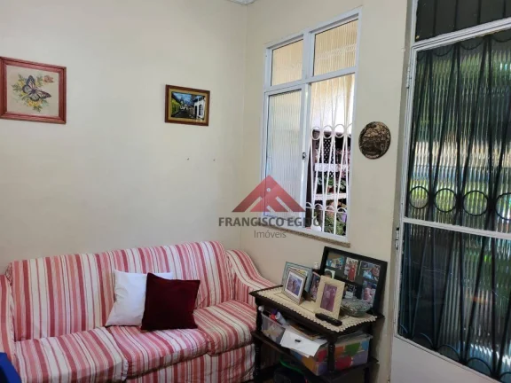 Imagem Amplo apartamento térreo com 3 quartos no Bairro Chic