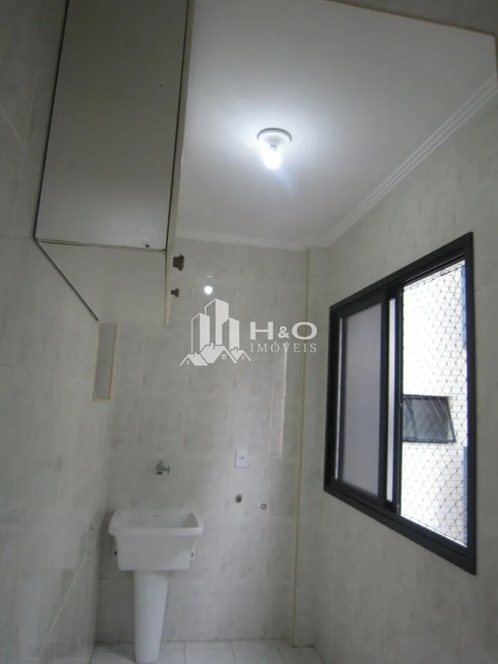 Imagem Apartamento à venda na Praia Grande - Bairro Guilhermina, a apenas 100 metros da praia!