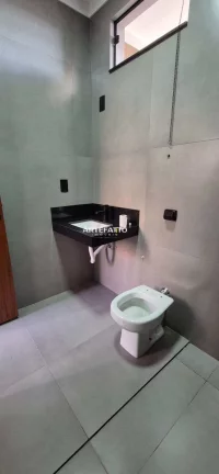 Imagem Casa à venda em Franca, Jardim Adelinha, com 2 quartos, 200m2