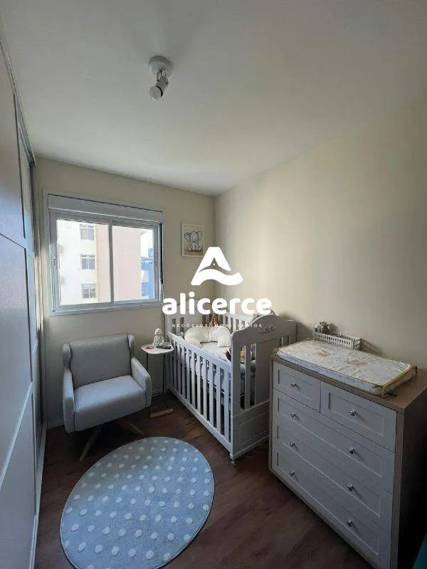Imagem Apartamento à Venda - 3 Dorimitórios I 1 Suíte I Garagem Dupla i Semi mobiliado - no Coração do Estreito