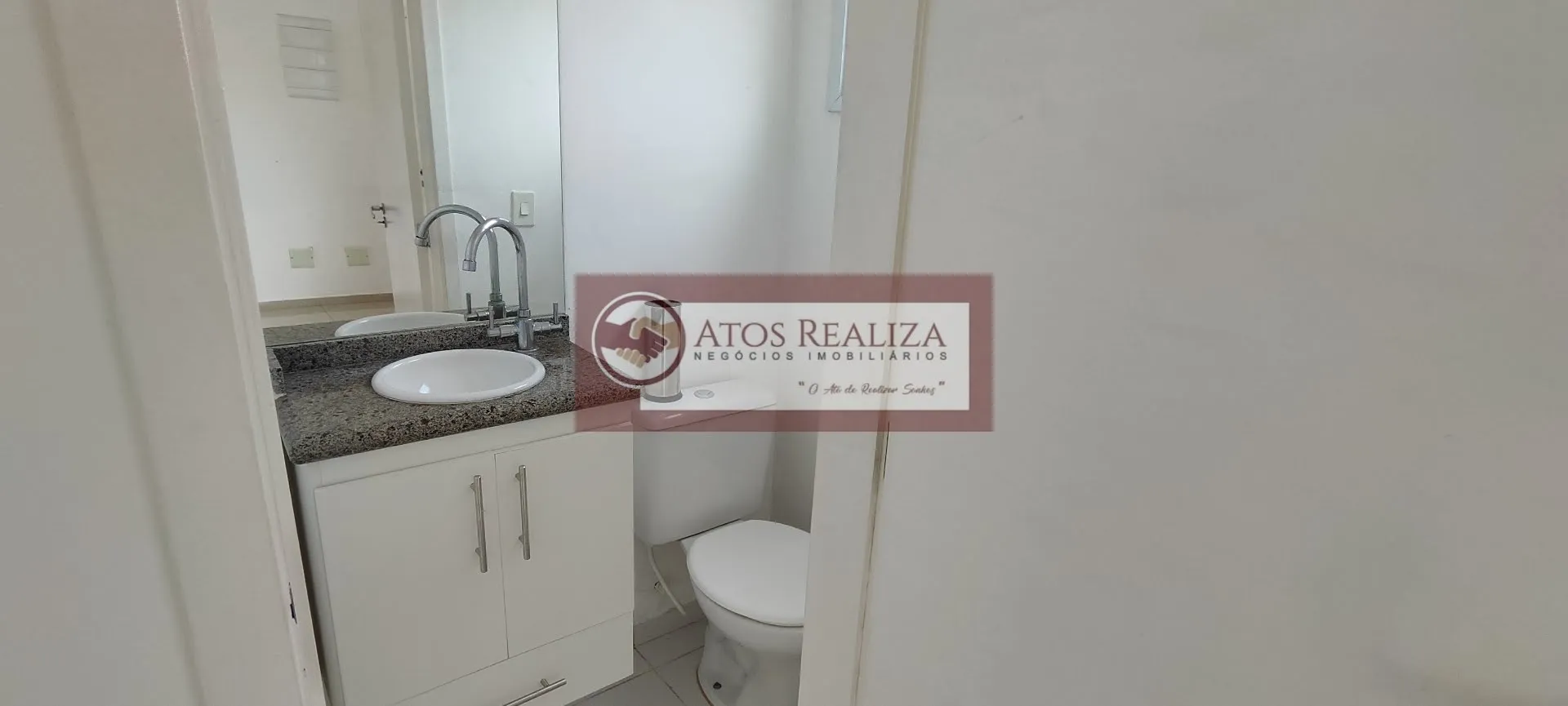 Imagem Sobrado de 3 dormitórios em Rio Bonito, São Paulo - 87m², 1 suíte, 3 banheiros - Venda e locação por R$ 1 milhão