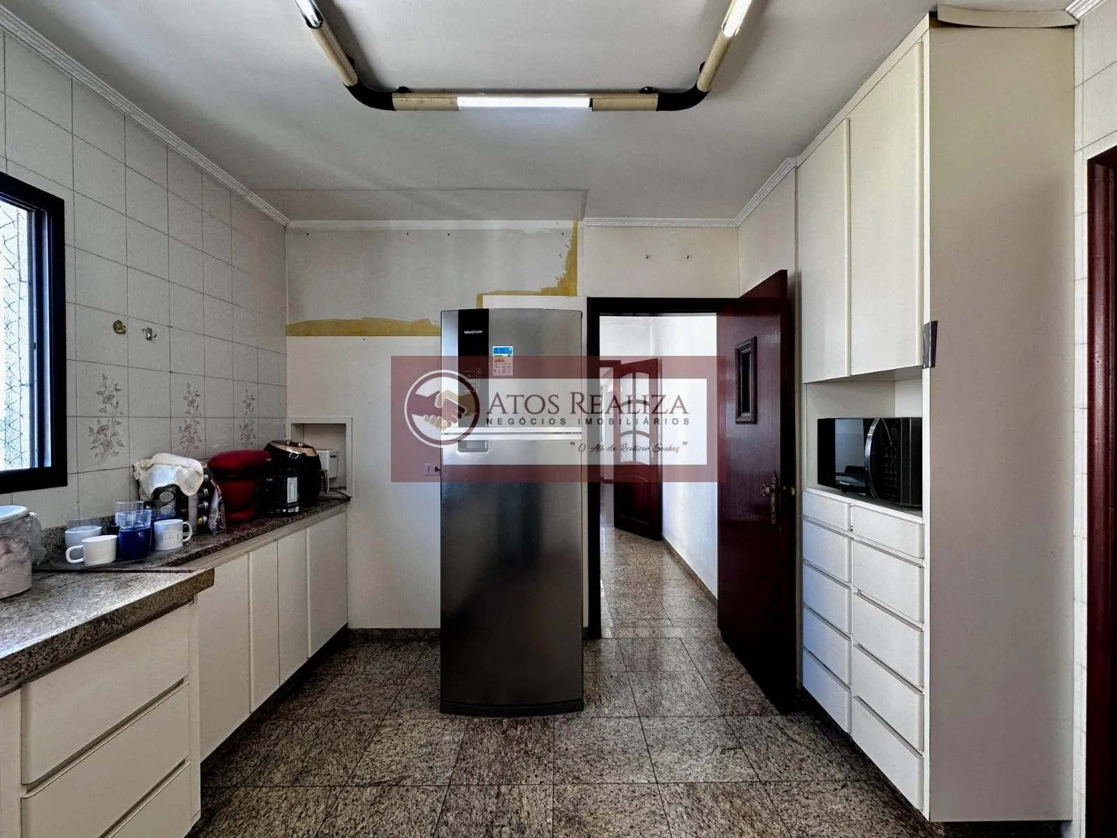 Imagem Venda luxuoso Apartamento 274m² com 4 dormitórios, 3 vagas de garagem, na Vila Alexandria.