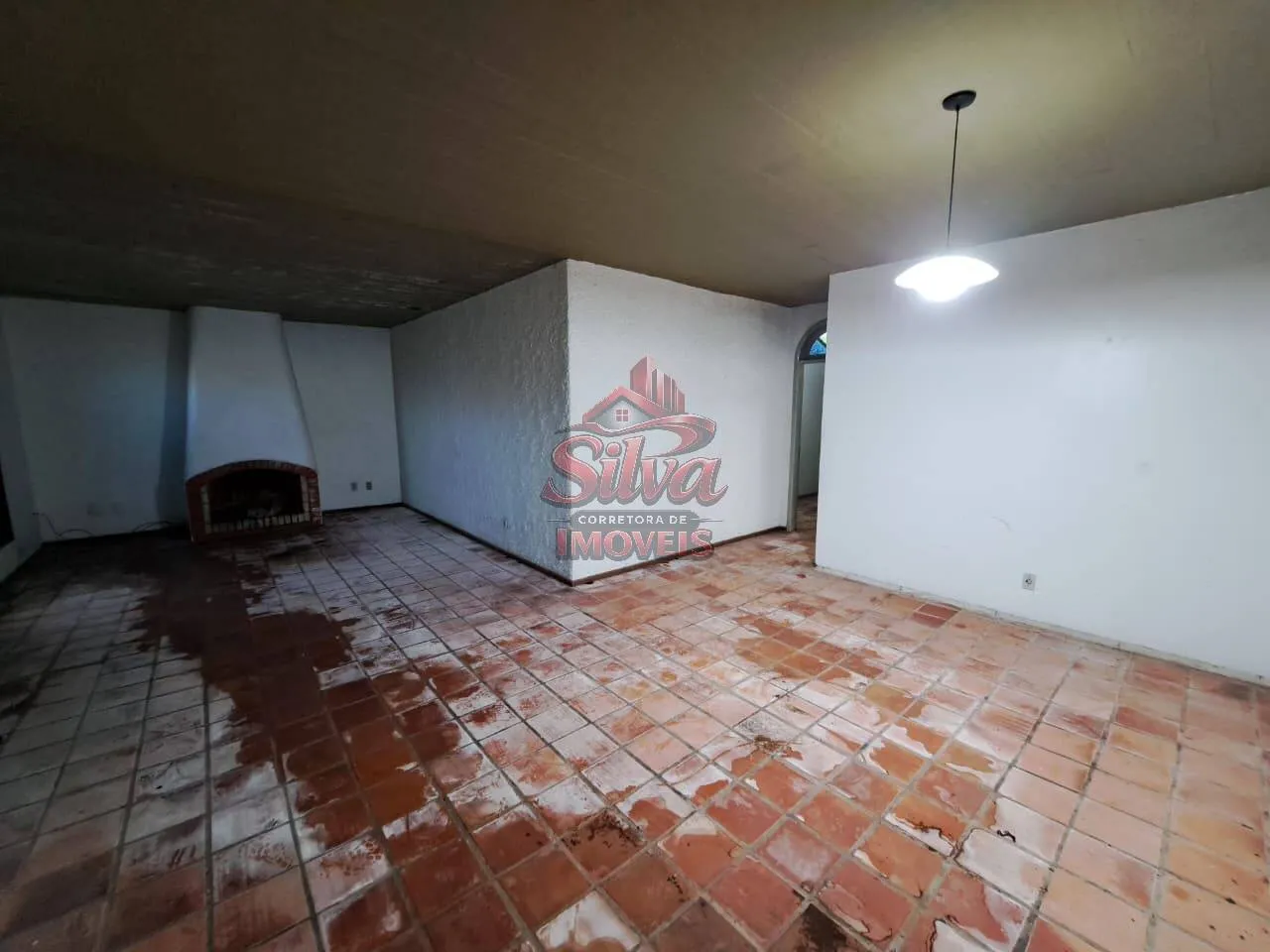 Imagem Casa com 3 Suítes a 120m do Mar