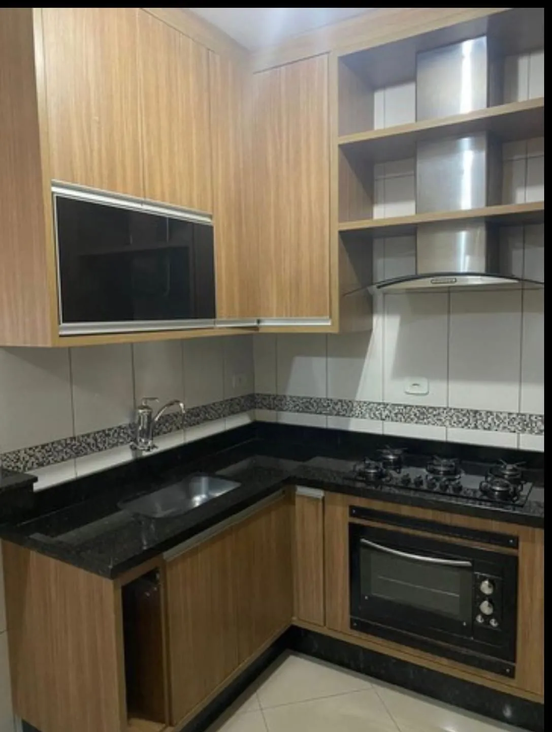 Imagem Casa à venda 2 Suites, 4 Vagas, Vila Albina, Taubaté - SP