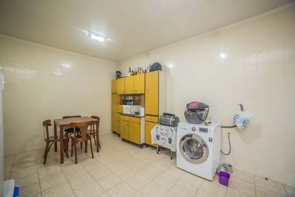 Imagem Casa de 4 dormitórios à venda no Bairro Santa Tereza - Porto Alegre