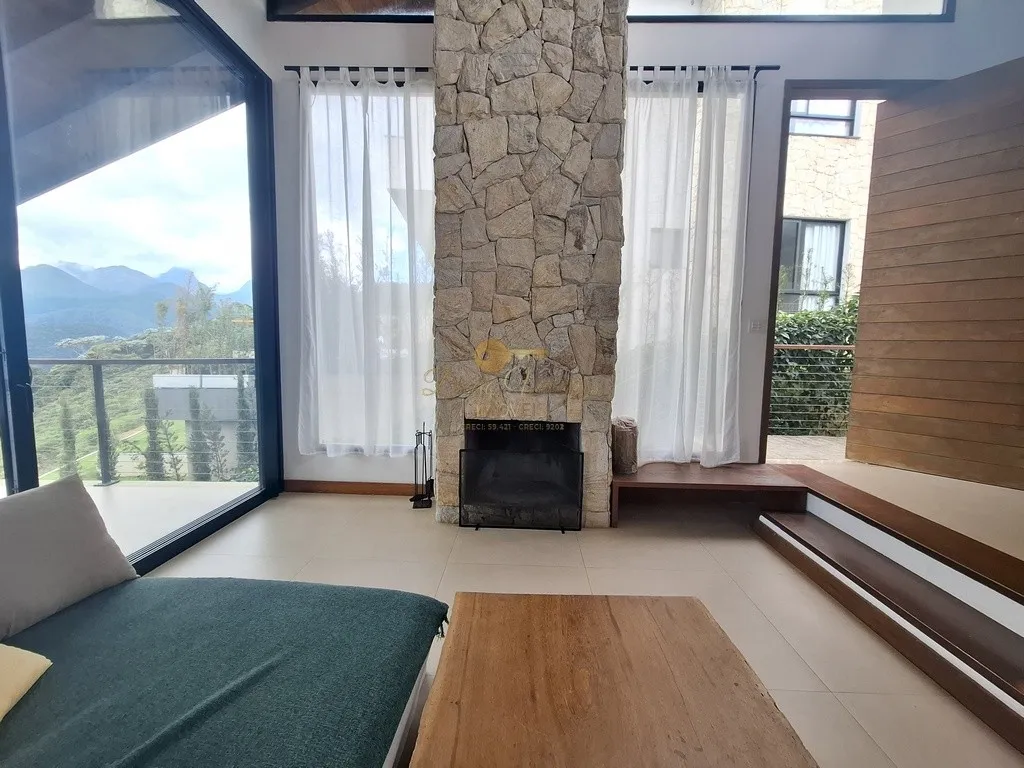 Imagem Casa em Condomínio para Venda em Teresópolis / RJ no bairro Vargem Grande