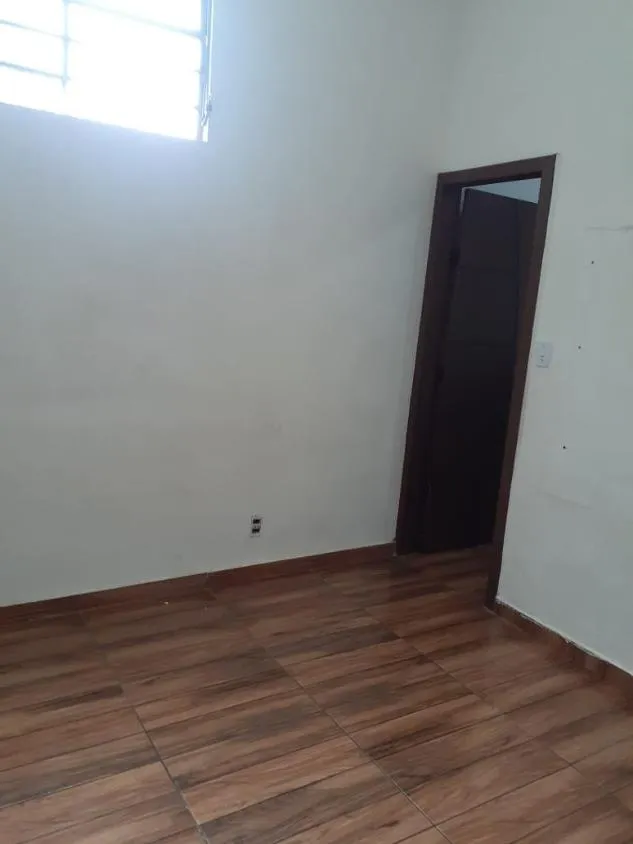 Imagem Vendo uma ótima casa em Betim ( valor 350.000,00 )