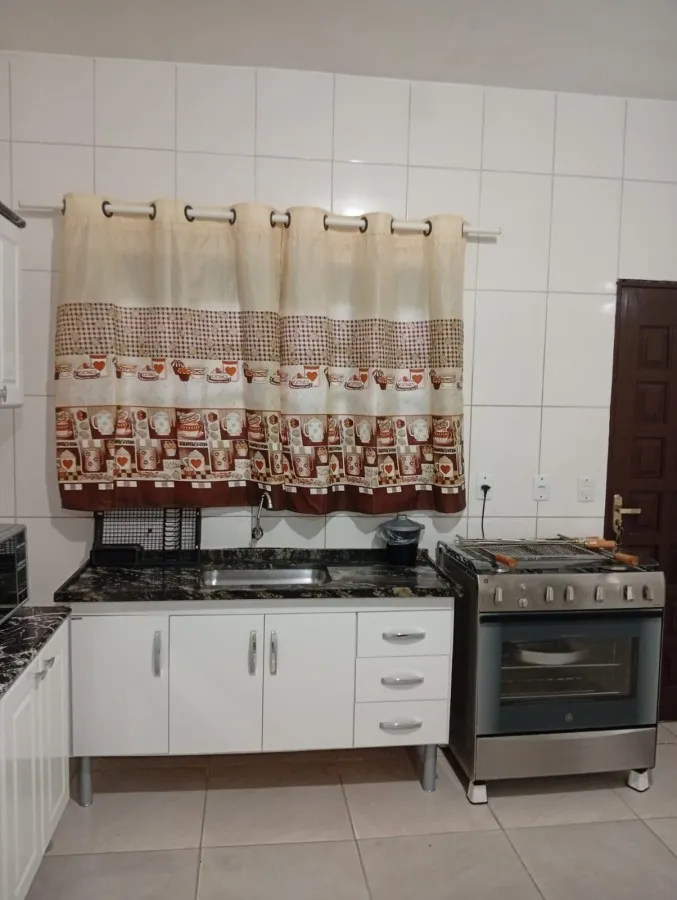 Imagem Casa para Venda em Itanhaém, Balneário Califórnia, 2 dormitórios, 2 suítes, 2 banheiros, 4 vagas