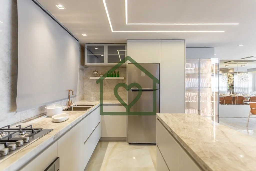 Imagem Jardim Europa, apto andar alto com 202 metros privativos sendo 3 suítes e 3 vagas no Tree Haus, emp...