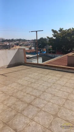 Imagem Casa terrea no bairro Vila hortolândia - com 3 dormitórios e vaga para 3 carros.