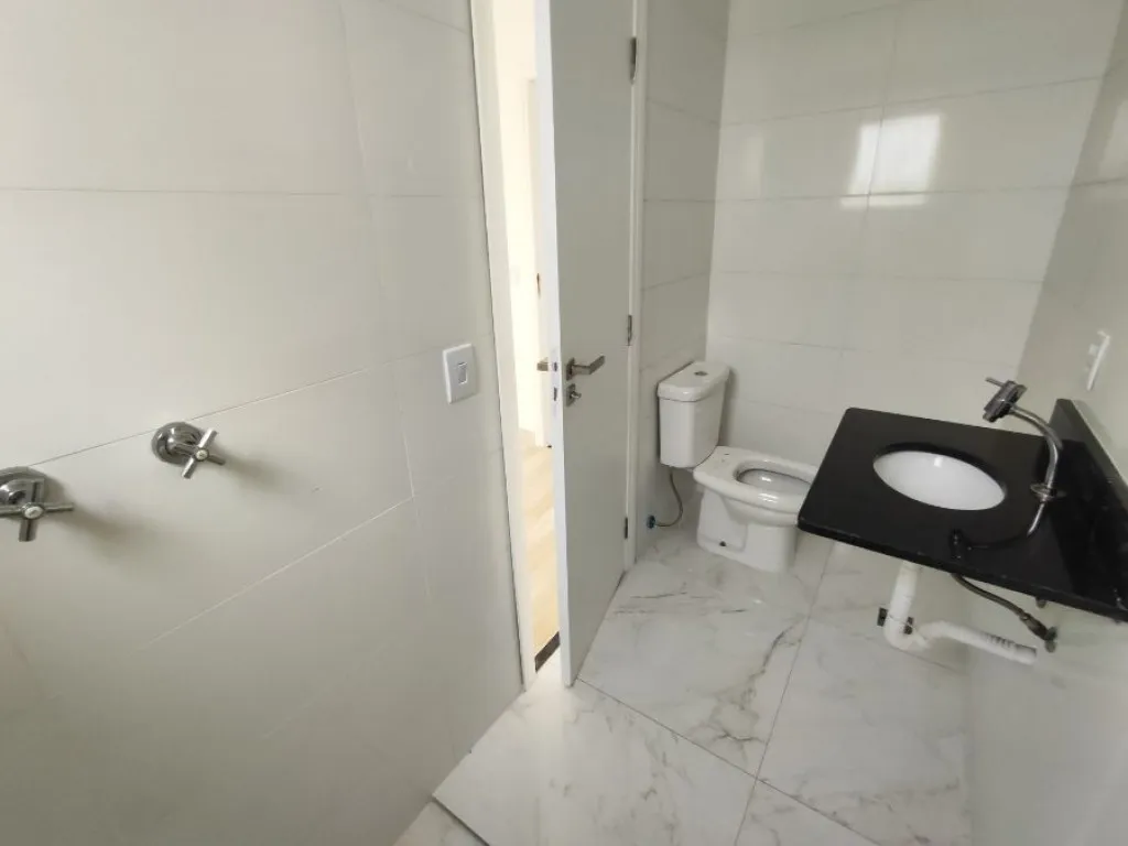 Imagem APARTAMENTO COM 211,00 m² - GUILHERMINA - PRAIA GRANDE SP
