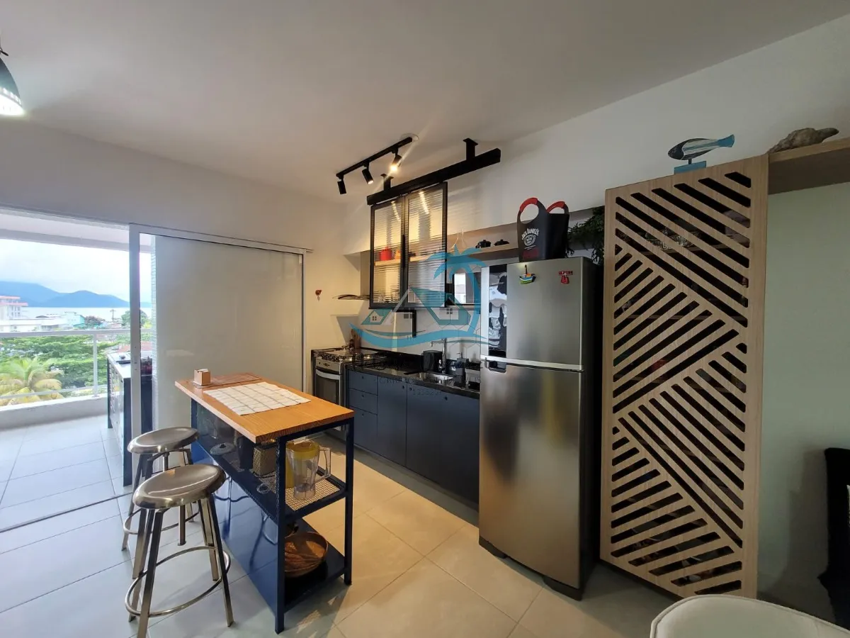 Imagem Maravilhoso apartamento com belíssima vista para o mar, disponível para venda no Itaguá em Ubatuba, a 250 metros do mar.