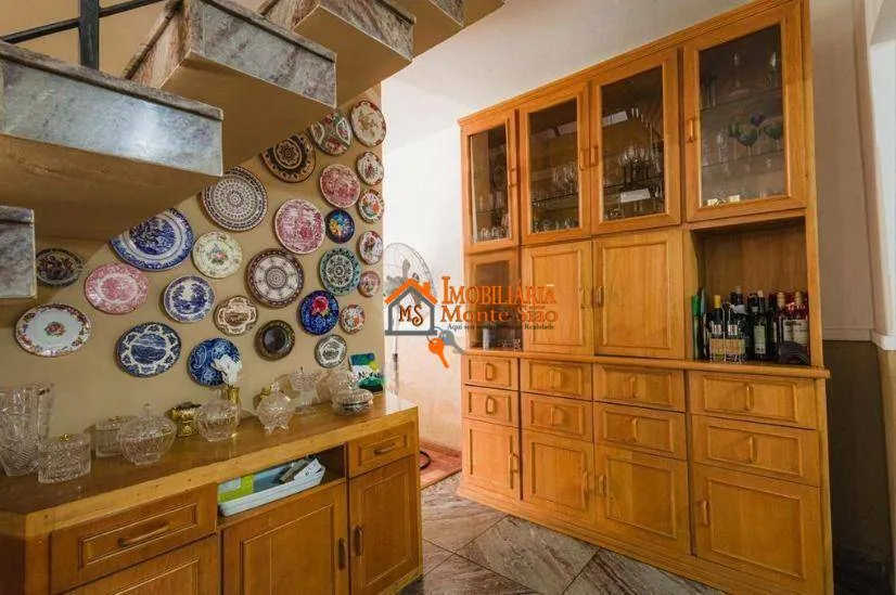 Imagem Sobrado com 5 dormitórios à venda por R$ 1.805.000 - Vila Rosália - Guarulhos/SP