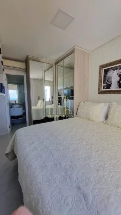 Imagem Apartamento decorado vista mar com duas suíte varanda gourmet a venda em Pituaçu.