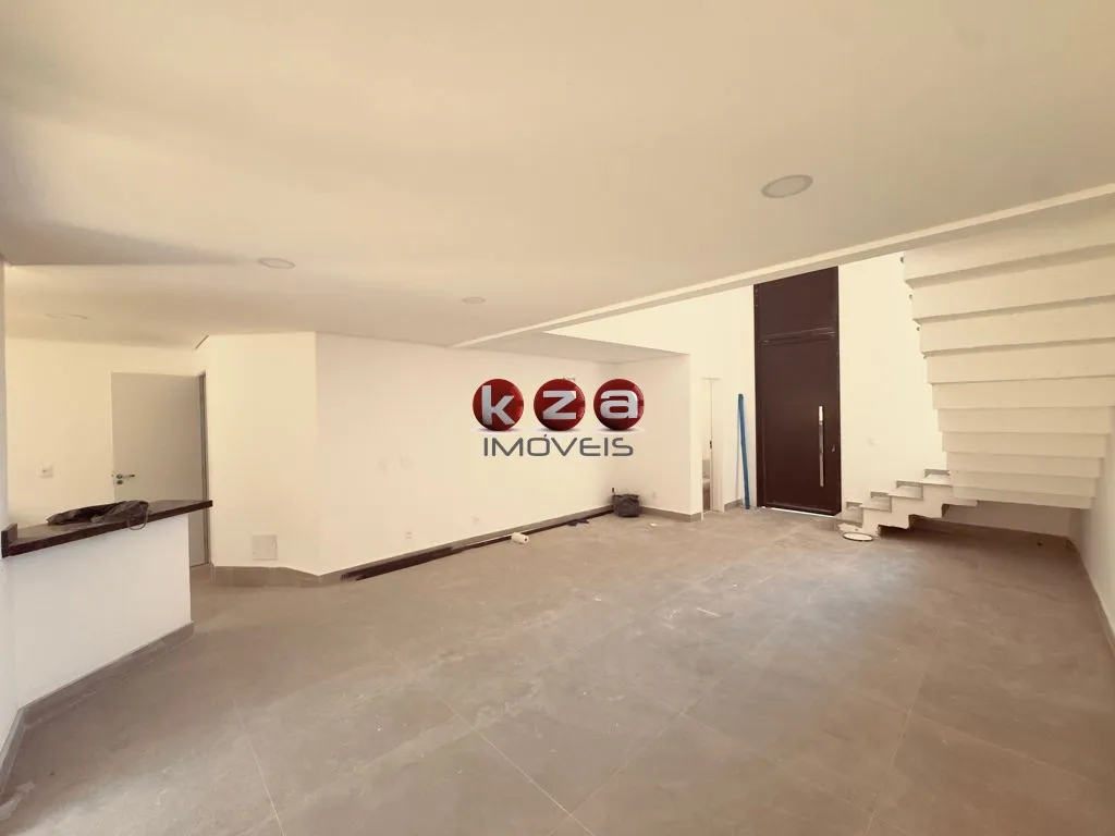 Imagem Casa a venda no Condomínio Villa Arte 28 em Vinhedo-SP: 3 suítes, 2 salas e 140m² de área!