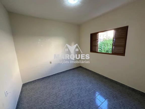 Imagem Imóvel c/ 2 casas em terreno de 435m2