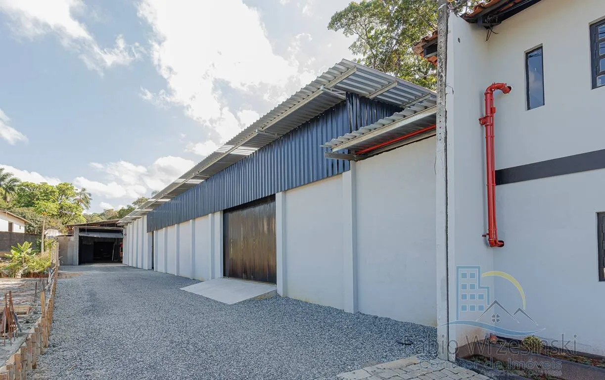Imagem Galpão Comercial para Locação no Bairro Santa Catarina | + escritorio