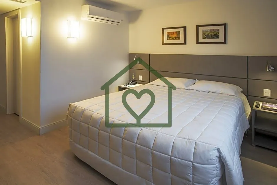 Imagem O Flat Viverore Moinhos está localizado a apenas 3 km do centro da cidade, o Hotel dispõe de uma p...