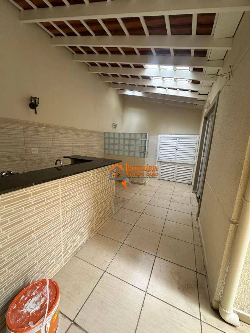 Imagem Casa com 3 dormitórios à venda, 210 m² por R$ 1.700.000,00 - Ponte Grande - Guarulhos/SP