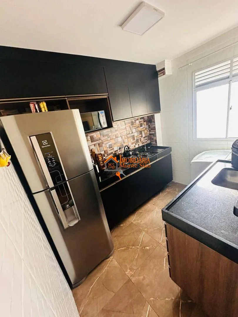 Imagem Apartamento com 2 dormitórios à venda, 38 m² por R$ 215.000,00 - Jardim Santo Expedito - Guarulhos/SP