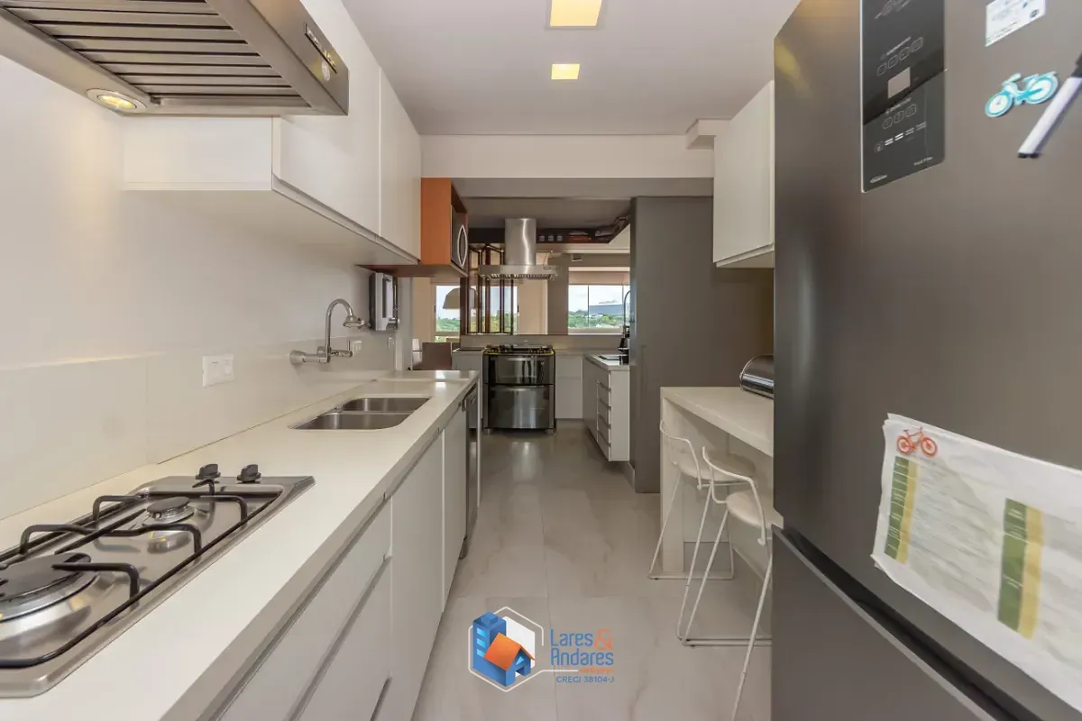 Imagem Cobertura para venda em Jardim Guedala com 3 quartos, sendo 2 suítes, 236m²