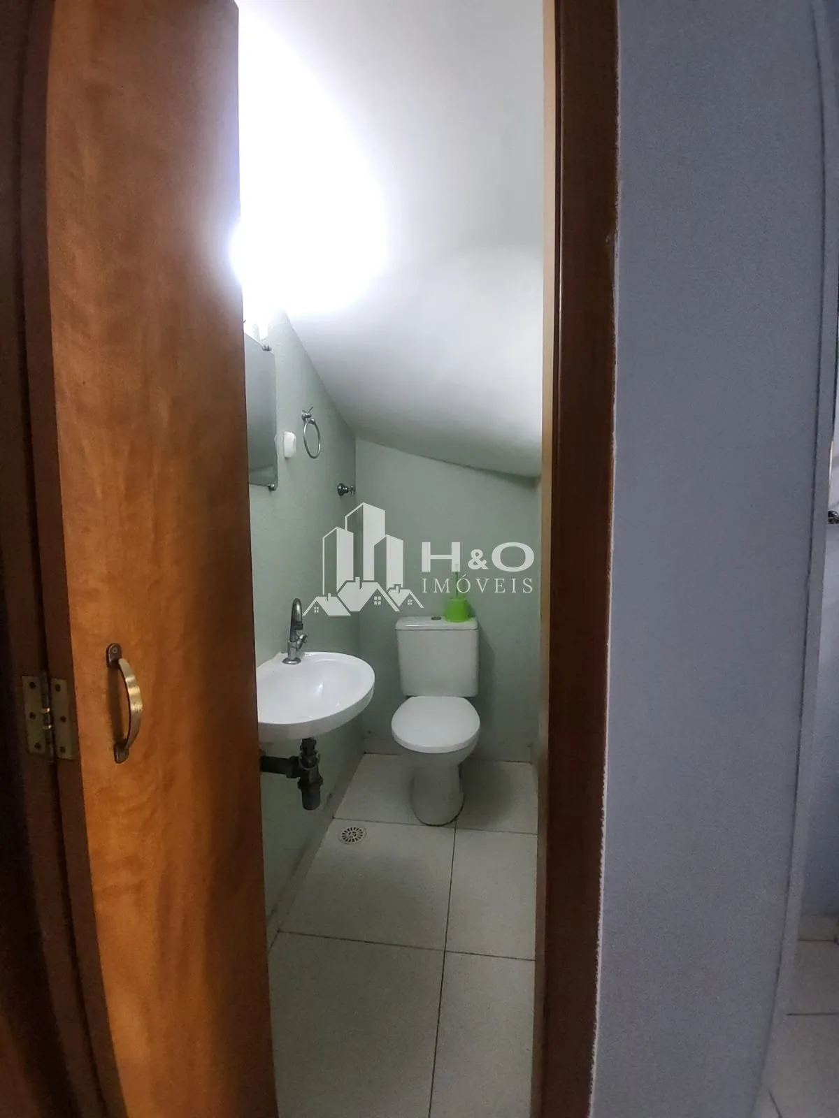 Imagem Oportunidade, Lindo Sobrado com 2 Dormitórios, 2 suítes e 1 vaga de garagem na Vila Taquari!