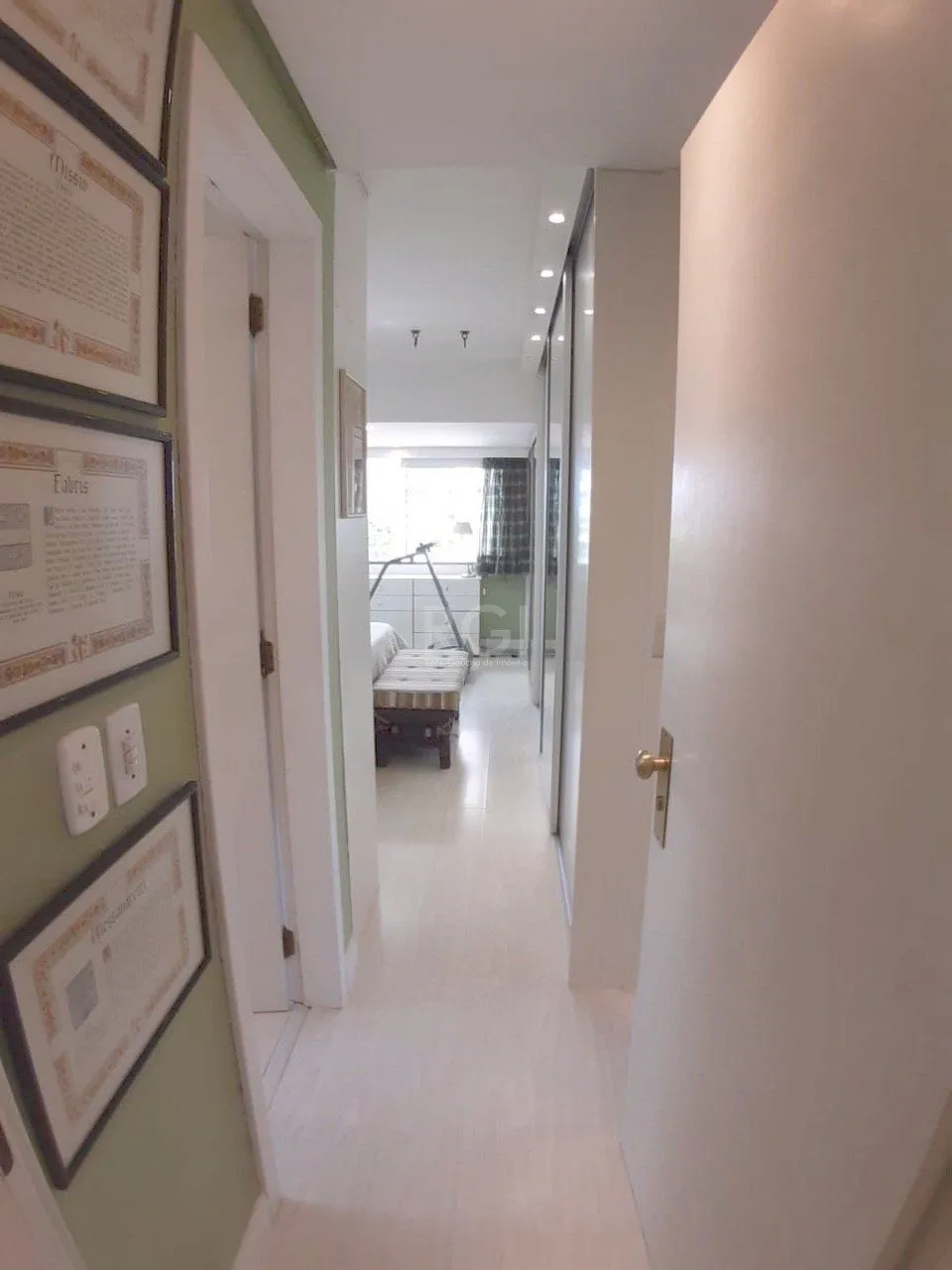 Imagem Apartamento para Venda - 122.14m², 3 dormitórios, sendo 1 suites, 2 vagas - Auxiliadora
