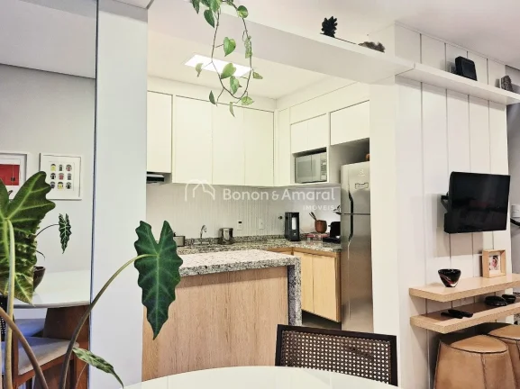 Imagem Casa à venda em condomínio próximo ao Parque Taquaral e Shopping Dom Pedro - reformada, moderna e...