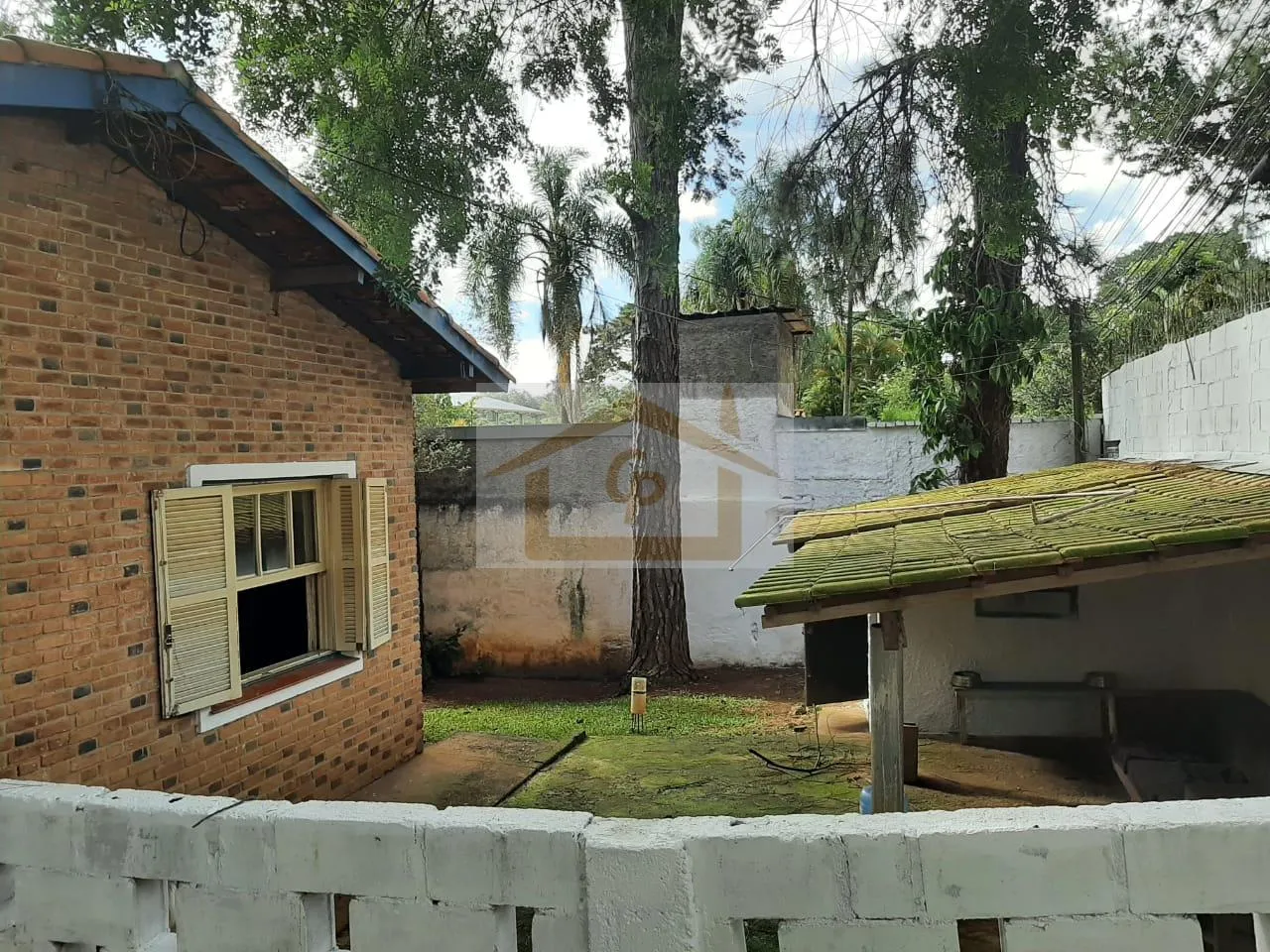 Imagem Terreno com 1500 metros, imóvel Térreo com 181 m2, 3 quartos!