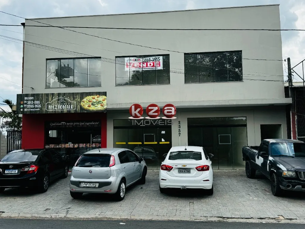 Imagem Salão Comercial à Venda em Valinhos-SP, na Vila Faustina II: 3 Salas, 6 Banheiros, 6 Vagas e 511m² de Área