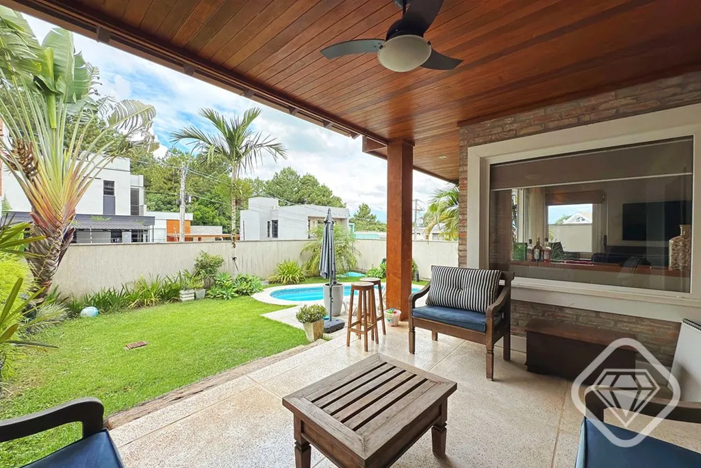 Imagem Casa em condomínio no Lagos de Nova Ipanema, com projeto contemporâneo e ambientes pensados para u...