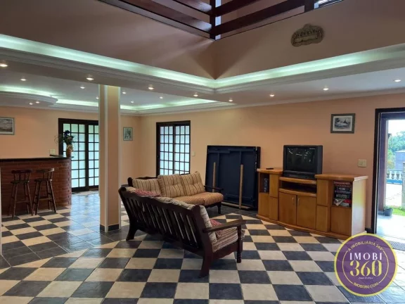 Imagem Oportunidade Única: Linda Chácara de 2.000m² à Venda