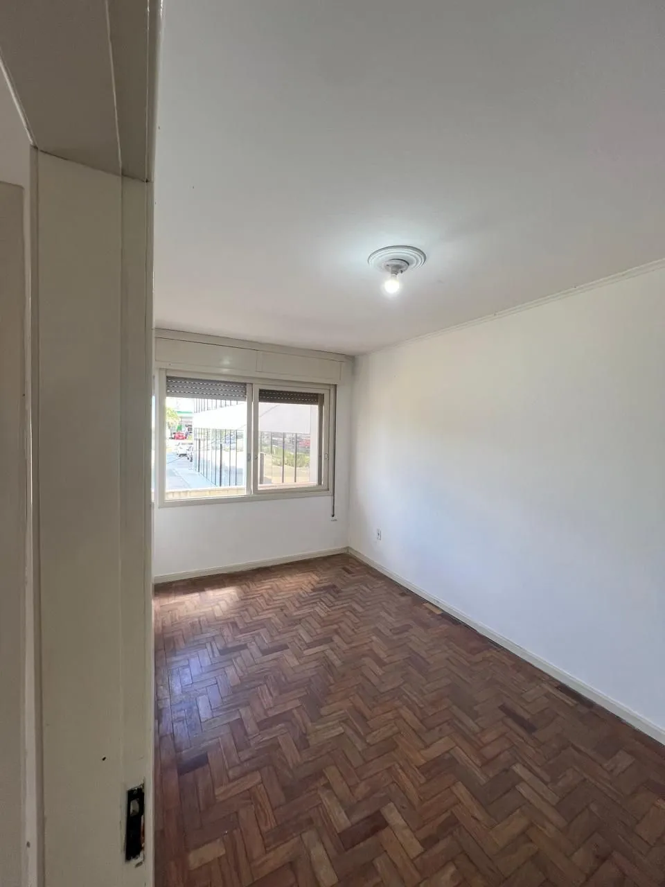 Imagem Apartamento à Venda com 02 Quartos na Av do Forte, Vila Ipiranga em Porto Alegre