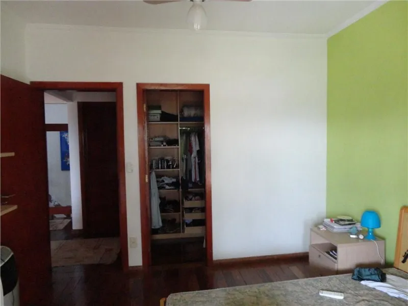 Imagem Imperdível oportunidade: Casa à venda em Valinhos-SP, Jardim Europa, 3 quartos, 1 suíte, 2 salas, 4 banheiros, 2 vagas, 330m².