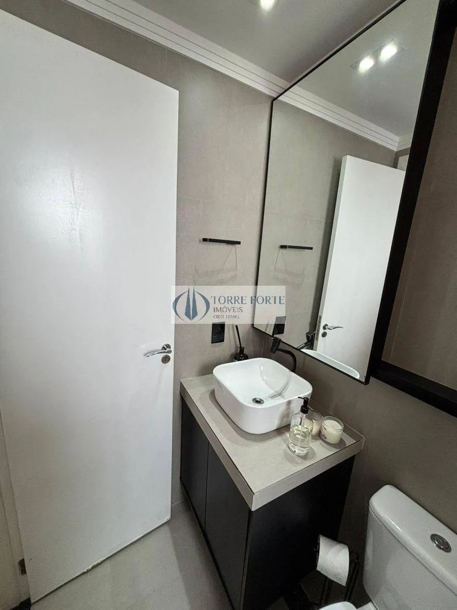 Imagem Apartamento de 41m², com 2 dormitórios e sem vaga na Vila Ema