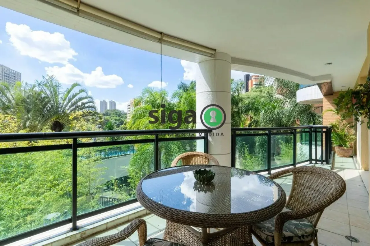 Imagem Apartamento á Venda na Vila Suzana- 192m², 3 quartos e 3 vagas